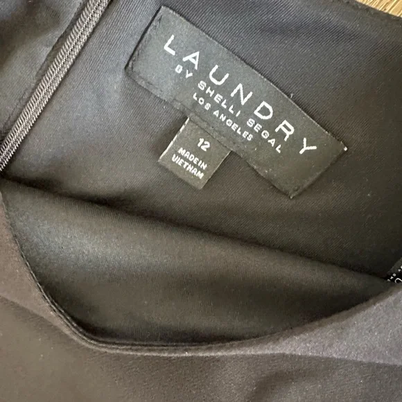 Laundry by Shelli Segal ruffle sleeve sheath dress black - Picture 5 of 7